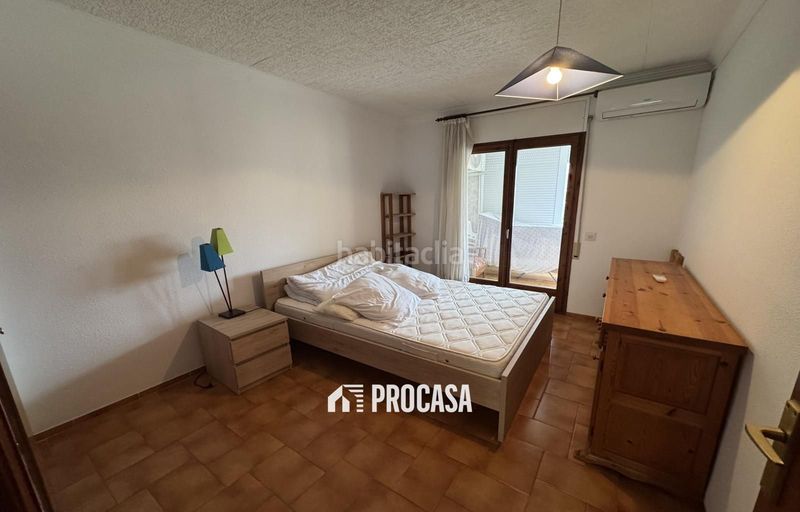 Foto 0786c9c0-e98e-4800-a8a5-7848db19f617. Piso apartamento con vistas al puerto y amarre privado en Empuriabrava