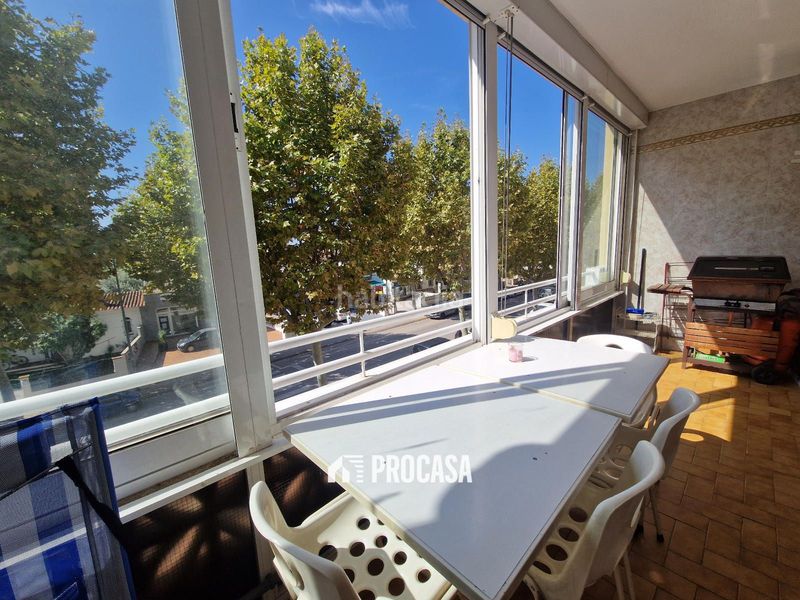 Foto 511768c2-a279-40ed-b46f-d5fe28dfe60a. Piso apartamento con vistas al puerto y amarre privado en Empuriabrava