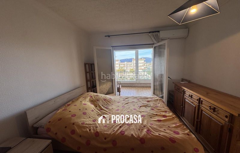 Foto 6536a4c8-52fc-4b54-9134-09b54b09f2b0. Piso apartamento con vistas al puerto y amarre privado en Empuriabrava