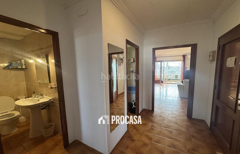 Foto 6bbf46e9-a83e-4812-b074-6cb0afd142a0. Piso apartamento con vistas al puerto y amarre privado en Empuriabrava