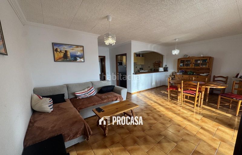 Foto 7cb429d4-515b-4c94-980e-edaa95ca700b. Piso apartamento con vistas al puerto y amarre privado en Empuriabrava