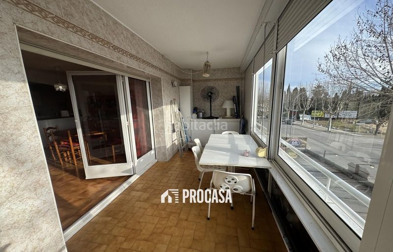 Foto bcda9448-c393-4bf2-b0c0-db94ec65dc29. Piso apartamento con vistas al puerto y amarre privado en Empuriabrava