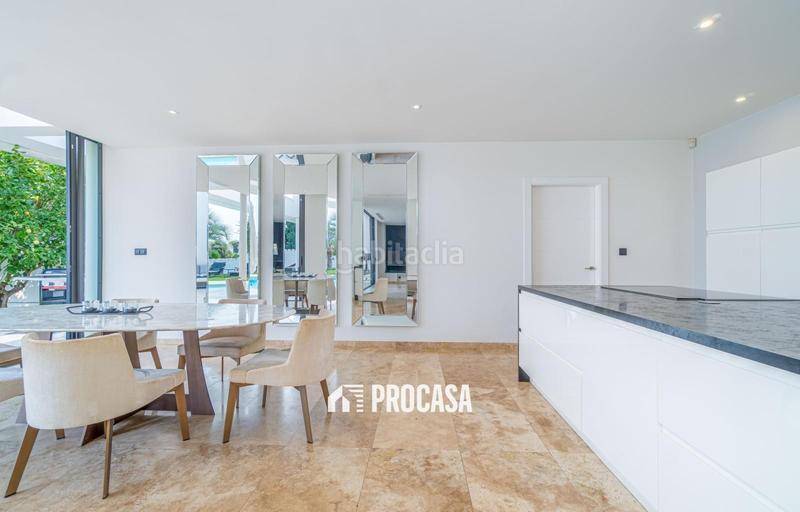 Foto 8130dd7d-fd3c-4429-b3f4-f8549922686b. Xalet amb calefacció aparcament piscina a Peni Empuriabrava