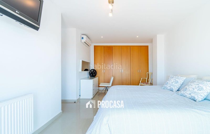 Foto 929e481f-be67-4948-99a5-1302ca5e3d87. Chalet lujosa casa a pocos metros del centro de palausaverdera en Palau-saverdera