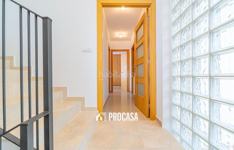 Foto bd38b1f1-3a42-45f6-bd54-fb2b0f88fddf. Chalet lujosa casa a pocos metros del centro de palausaverdera en Palau-saverdera