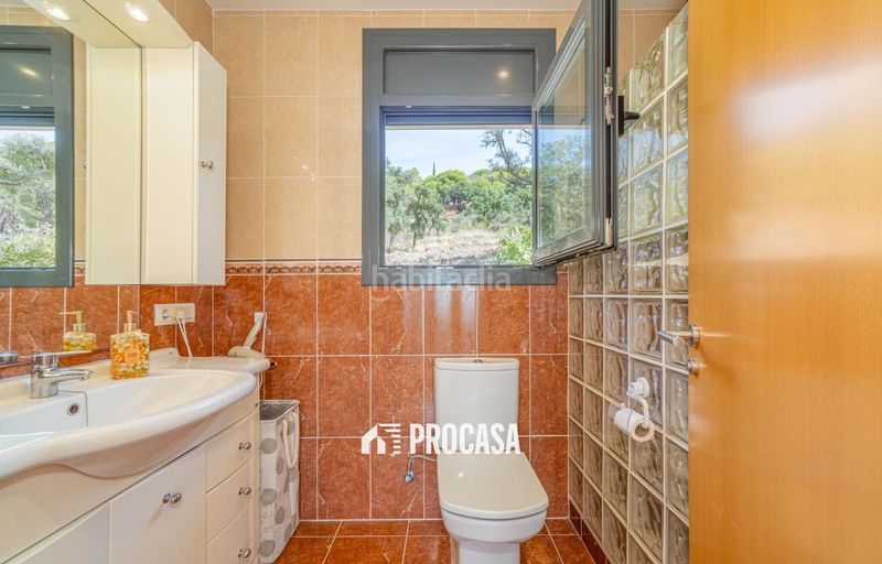 Foto e73c03fd-e679-48ef-977e-750b6fc0a68a. Chalet lujosa casa a pocos metros del centro de palausaverdera en Palau-saverdera