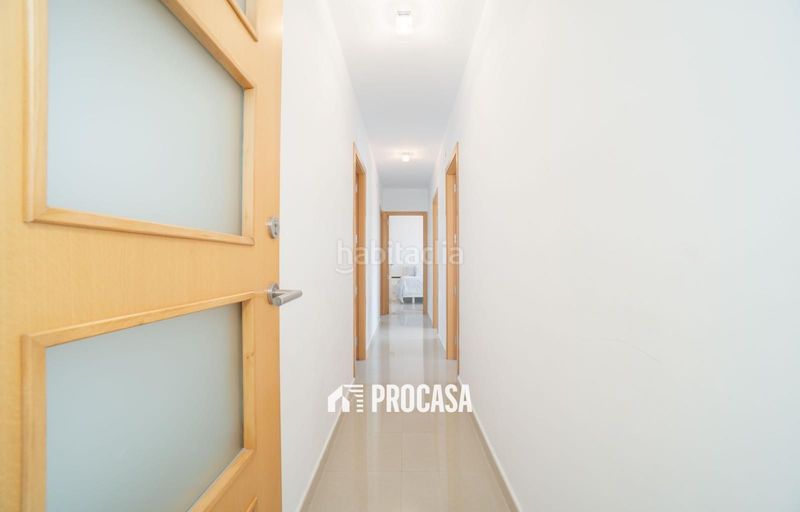 Foto f7c41f0c-efd4-4a61-b58b-469512d458b1. Chalet lujosa casa a pocos metros del centro de palausaverdera en Palau-saverdera