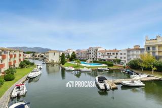 Etagenwohnung  Port de sotavent. Apartamento con vistas al canal, piscina, parking, amarre comuni