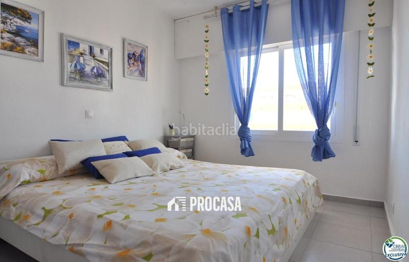 Foto fa612bc0-e75c-4492-b317-ccebdcb4a3eb. Piso apartamento en 1.línea de mar con licencia turística en Roses