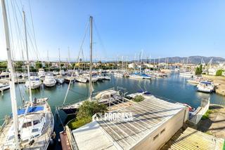 Appartement  Port grecs. Estudio reformado con encanto y vistas al canal en port grec  em