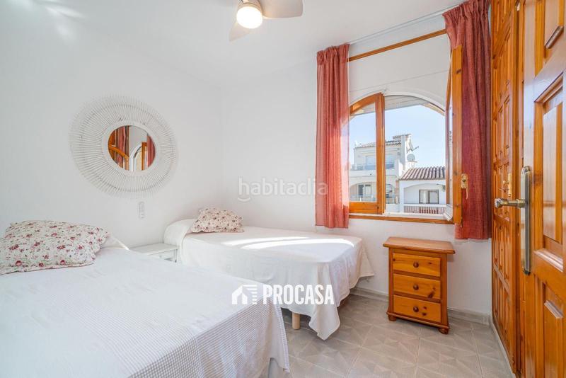 Foto 4d624860-a1e0-4577-bcc9-78ece6b1a0bf. Etagenwohnung mit parking in Port Grec - Port Moxó Empuriabrava