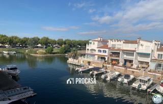 Flat  Alberes. Piso renovado a la zona de alberes con licencia turística, empur