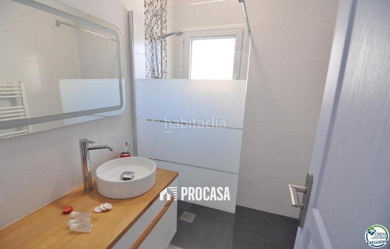 Foto d1e86ca4-35bb-448d-b799-b84e2f1fad95. Pis amb aparcament a Salatar Roses