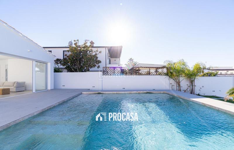 Foto b5bba99c-6295-40d6-8677-0454c34d2fdb. Chalet mit heizung parking pool in Tordera - Fluvià - Llobregat Empuriabrava