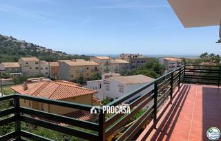 Appartement  Lisboa. Bonito piso con mucha luz en el barrio de mas oliva roses