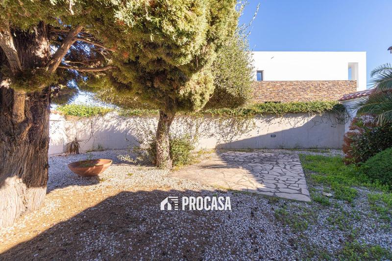 Foto 0e72a911-8d77-41ed-8657-562f348bbe15. Chalet con riscaldamento parcheggio piscina in Francolí - Freser - Noguera Empuriabrava