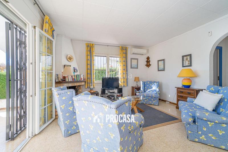 Foto 3694f584-7f56-4472-a008-fc29d5c9fd75. Chalet con riscaldamento parcheggio piscina in Francolí - Freser - Noguera Empuriabrava