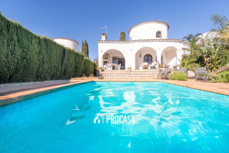 Foto 990ee8b0-552b-4eb4-9e88-abd614dfc5ee. Chalet con riscaldamento parcheggio piscina in Francolí - Freser - Noguera Empuriabrava