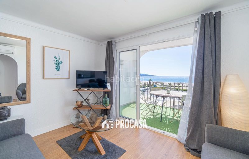 Foto 4e2b54c3-4072-461d-88d0-524835e868f3. Pis amb calefacció aparcament a Requesens Empuriabrava