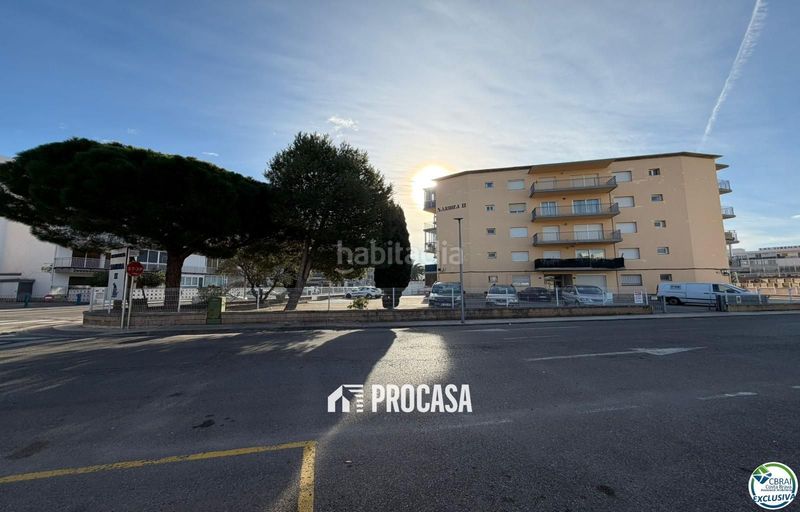 Foto 265594a7-d556-48f3-bdda-0e644e462f45. Pis amb calefacció aparcament a Santa Margarida Roses
