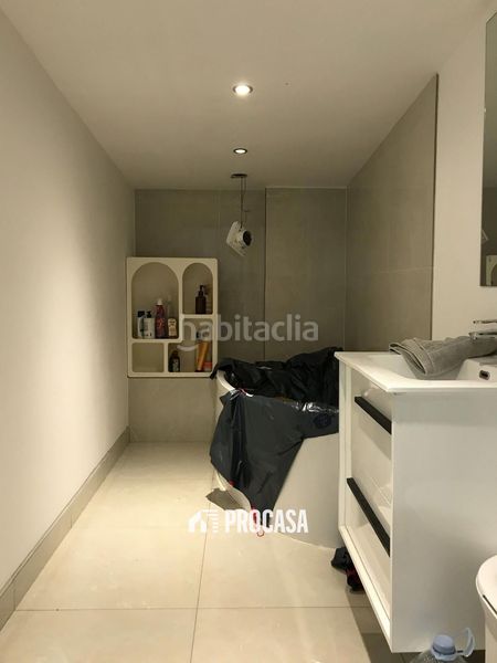 Foto e591a9ce-976e-43d3-aa91-168826e06771. Local comercial a Nord Roses