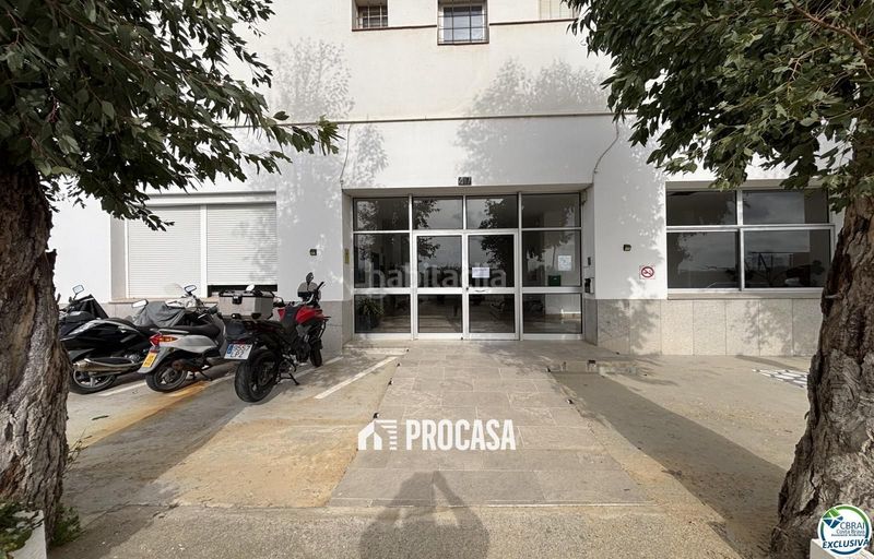 Foto b81ef323-b698-4319-95e3-3fb5ab5c288c. Pis amb calefacció aparcament piscina a Nord Roses
