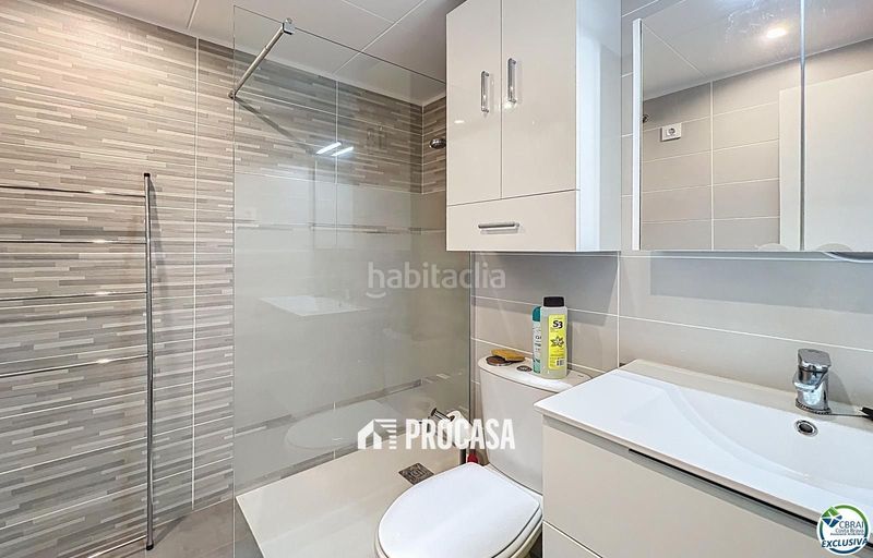 Foto 52ee2759-a84b-45e1-91f6-b84e9f3973cf. Pis a Salatar Roses