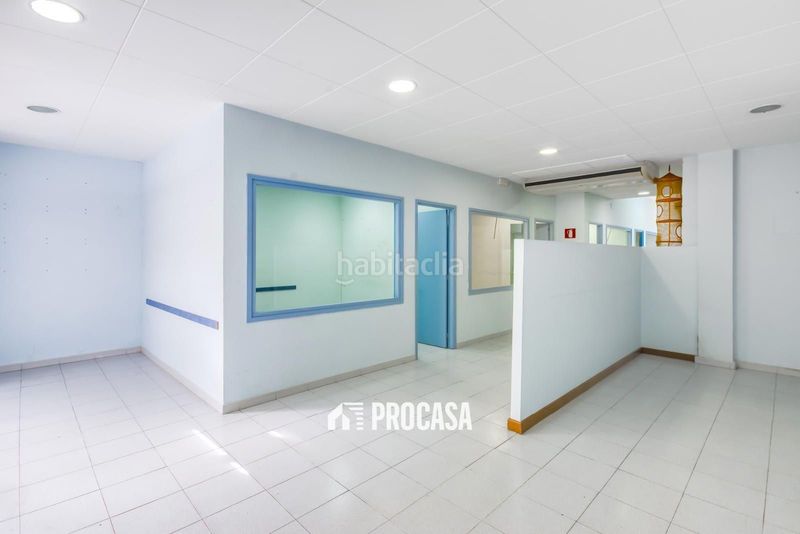 Foto 933650ac-4a75-4652-a663-6cc950d00cb5. Local comercial a Centre Roses