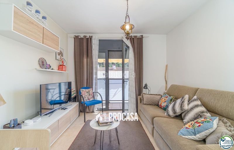 Foto a9afeaf1-16ca-4a8f-a92e-bc0302421c93. Pis amb calefacció aparcament piscina a Els Grecs-Mas Oliva Roses