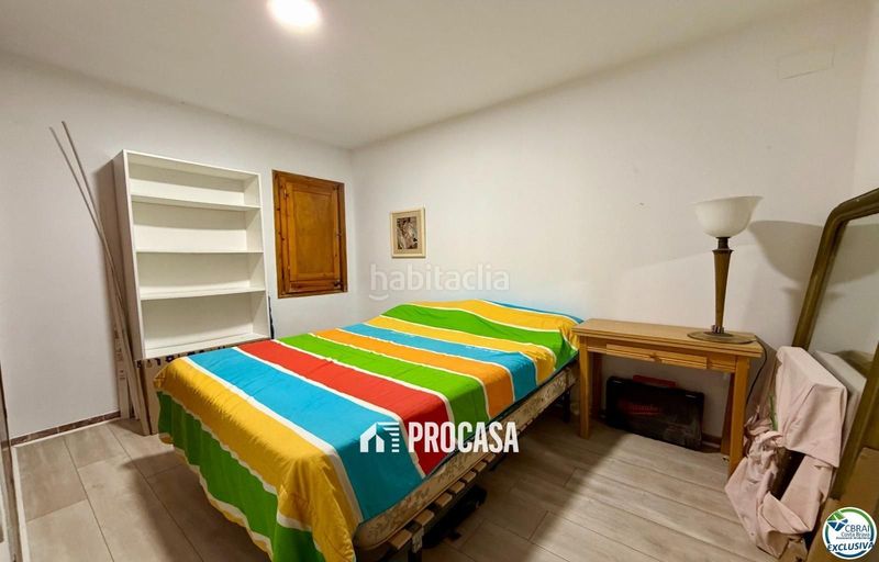 Foto 205a63aa-edd6-4f34-b26c-ef98e078e0ab. Pis a Centre Roses