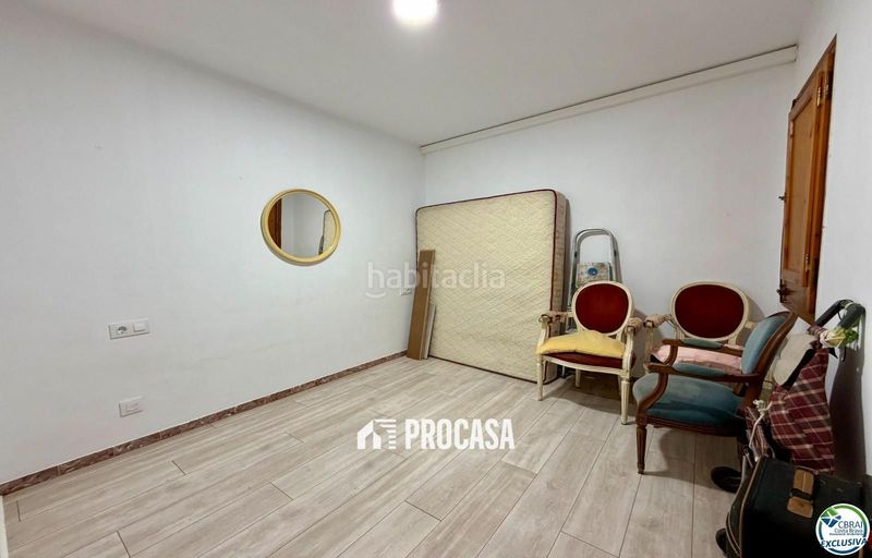 Foto db158a18-8471-4398-ac76-c3c706f37904. Pis a Centre Roses