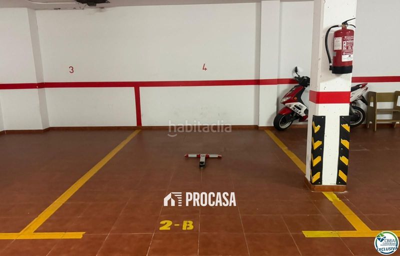 Foto 11585058-dde6-4a93-91f6-7b5a7907c511. Pis amb aparcament a Centre Roses