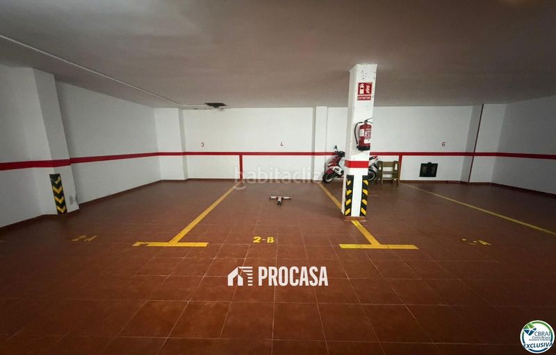 Foto 3aaf3e0c-0e49-4e8b-9c27-9fc038933eb2. Pis amb aparcament a Centre Roses