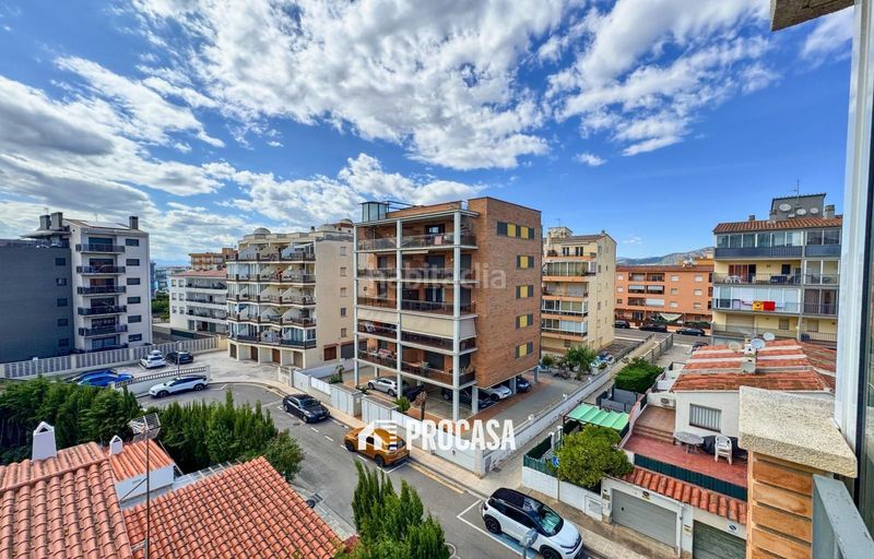 Foto 0f8b1925-3220-4c7e-8421-4373859c4300. Pis amb calefacció aparcament a Santa Margarida Roses