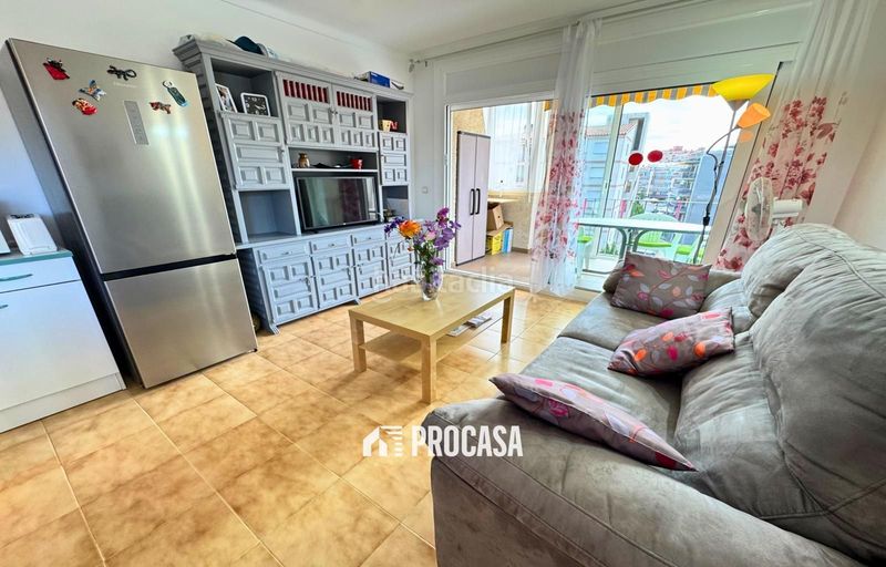 Foto 8392cf51-978e-401e-a587-d08556506a0b. Pis amb calefacció aparcament a Santa Margarida Roses