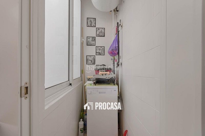 Foto 57e9cf78-d292-4441-983f-a347e5f8cb81. Pis amb calefacció aparcament a Centre Roses