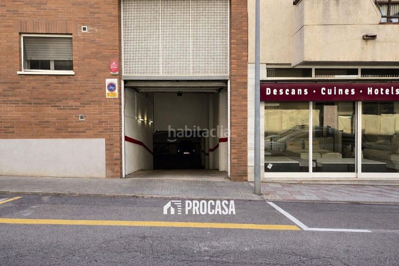 Foto d0eb969d-6652-4301-812b-542d64dbf0bf. Pis amb calefacció aparcament a Centre Roses