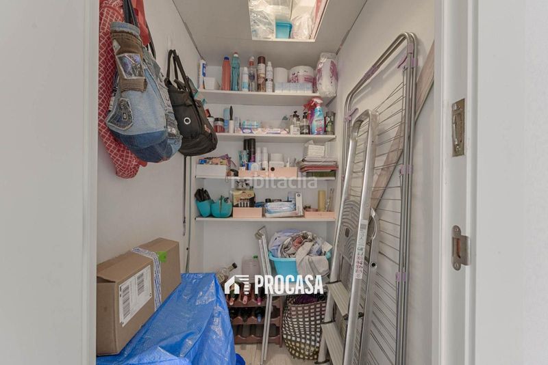 Foto d3a3a4b0-7abd-48f1-92a5-18c5a61ab25d. Pis amb calefacció aparcament a Centre Roses