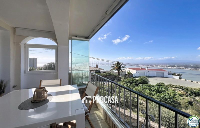 Foto 7e254821-d65a-4054-8fad-3a601f52ae62. Pis amb aparcament piscina a Puig Rom-Canyelles-Almadrava Roses