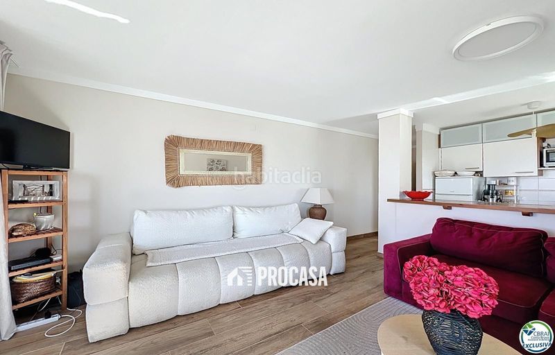 Foto 9041ff42-e51a-4fdb-b060-4c711f8de28e. Pis amb aparcament piscina a Puig Rom-Canyelles-Almadrava Roses