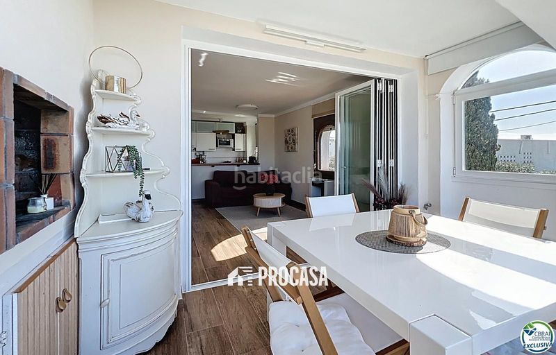 Foto b4d1ff70-85a5-4a8b-a76c-bf17d1f7bd6d. Pis amb aparcament piscina a Puig Rom-Canyelles-Almadrava Roses