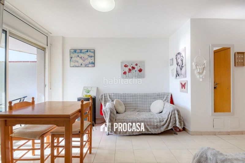 Foto 95a53f62-6ef8-4599-b21d-d8368853df1a. Pis a Salatar Roses