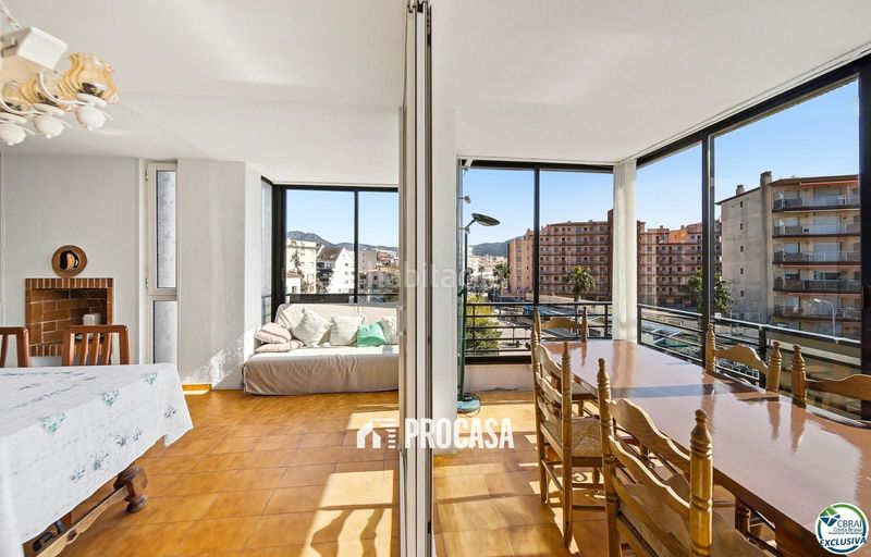 Foto 3e918b31-f8d5-4276-b8e9-7a0607582e52. Pis amb calefacció aparcament a Santa Margarida Roses