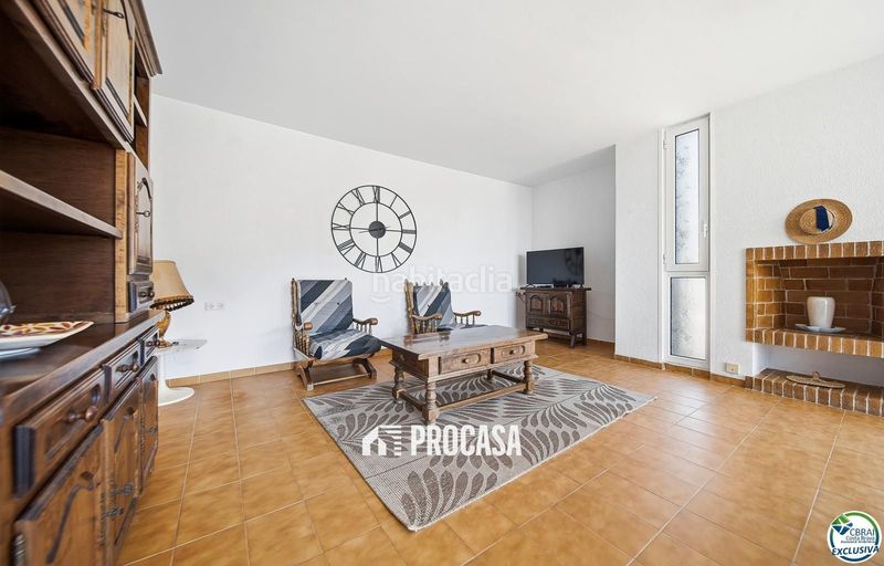 Foto 4e9f8b27-0657-4483-bd8c-19ad88cc34e2. Pis amb calefacció aparcament a Santa Margarida Roses