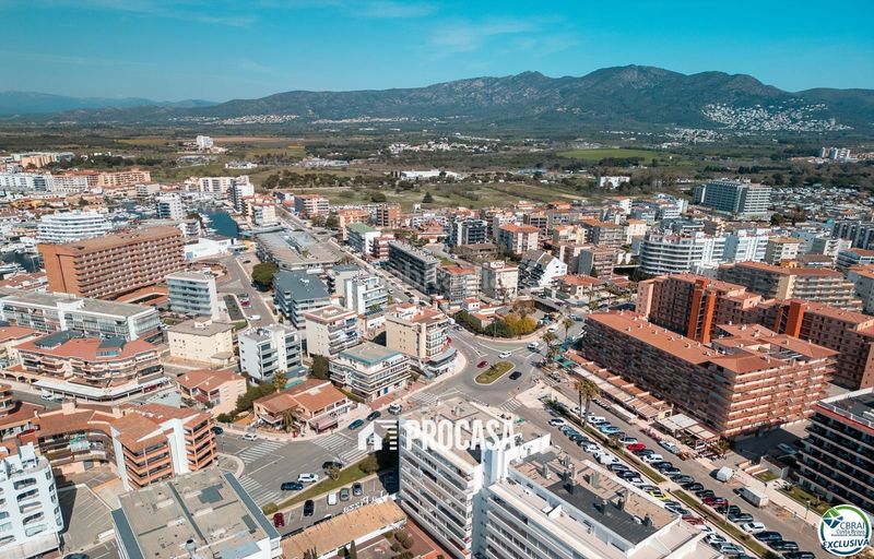 Foto 7536fb8e-5354-4654-bf6d-c3036142ced5. Pis amb calefacció aparcament a Santa Margarida Roses