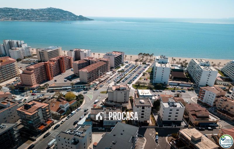 Foto e1a5f69d-2e49-4e0e-b39b-d9818c94f805. Pis amb calefacció aparcament a Santa Margarida Roses