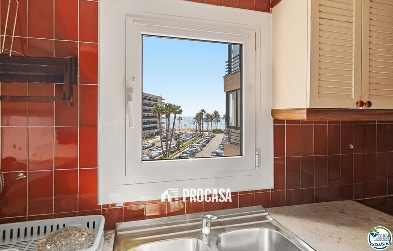 Foto e45b9eca-9b70-4afe-b884-808573bead56. Pis amb calefacció aparcament a Santa Margarida Roses