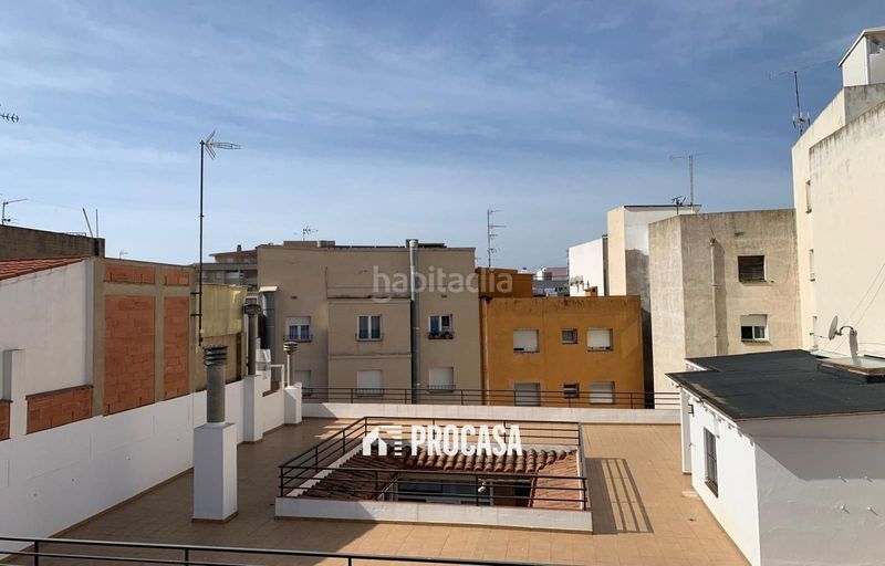Foto 55ad9c0e-ff38-481c-8f83-f920a3dad8b0. Pis amb calefacció a Centre Roses