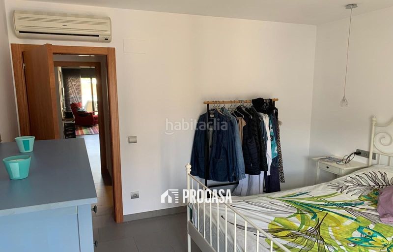 Foto fde0fb5e-d558-4b61-8c98-87875cc20917. Pis amb calefacció a Centre Roses