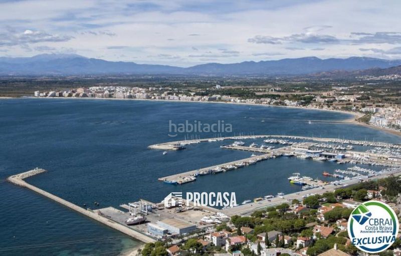 Foto 0cc1f36f-f353-4303-a8a8-6aaa85529c5b. Pis amb calefacció a Puig Rom-Canyelles-Almadrava Roses